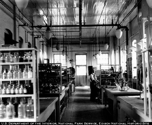 Menlo Park Lab
